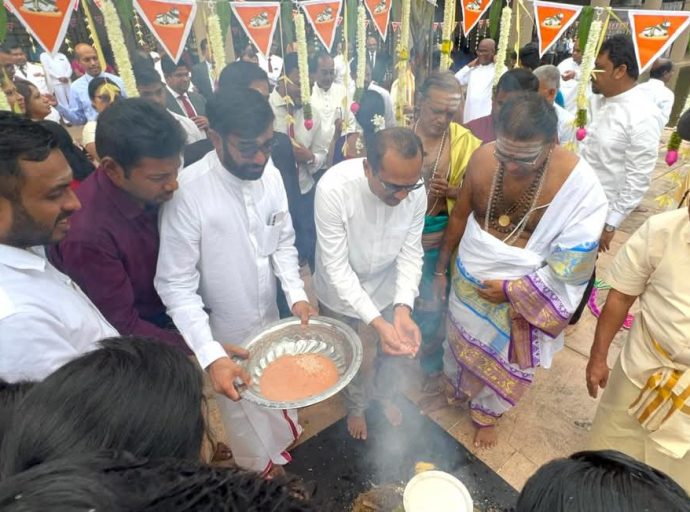 இலங்கை பாராளுமன்றத்தில் முதன்முறையாக தைப்பொங்கல் தினம் வைபவரீதியாக கொண்டாடப்பட்டது  