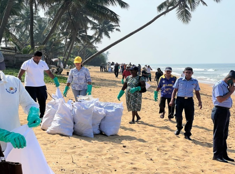 சுத்தமான கடற்கரை – கவர்ச்சிகரமான சுற்றுலாத் தலம்’ கடற்கரையை சுத்தம் செய்யும் திட்டம் இரத்மலானையில்