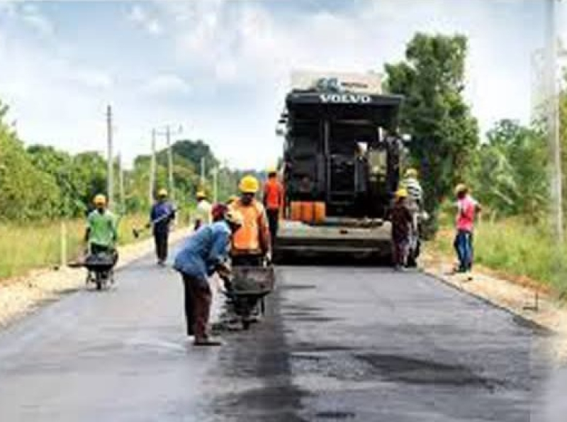 மாத்தறை மாவட்டத்தின் 19 வீதி அபிவிருத்திக்காக 3, 239 மில்லியன் ரூபாய் 