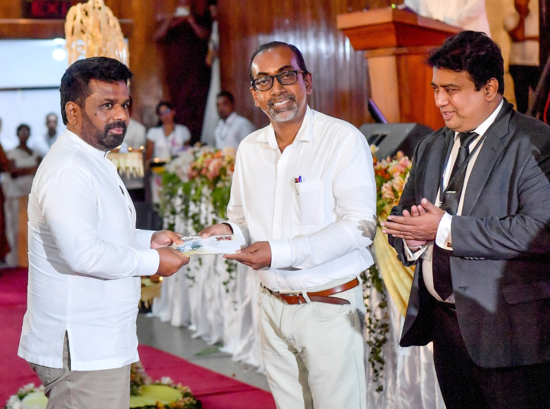 அரச வெசாக் விழா ஜனாதிபதியின் பங்கேற்புடன் ஆரம்பம்