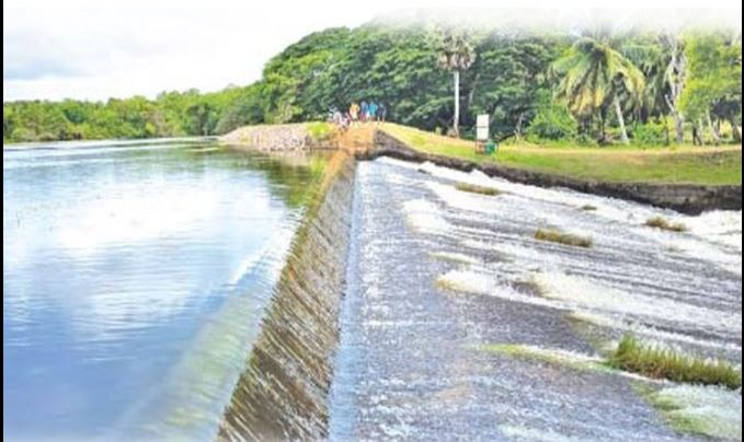 கொட்டுகச்சிய கச்சிமடுவ நீர்த்தேக்கம் நிரம்பி வழிகிறது