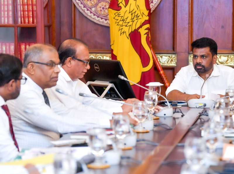 வரவு செலவுத் திட்ட நிதி ஒதுக்கீட்டின் கீழ் நகர அபிவிருத்தி, நிர்மாணிப்பு மற்றும் வீடமைப்பு அமைச்சின் வேலைத்திட்டங்கள் தொடர்பான முன்னேற்ற மீளாய்வு