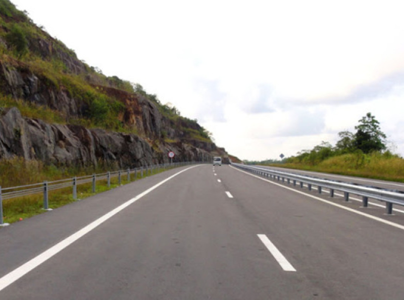 மத்திய அதிவேக நெடுஞ்சாலை – கட்டம் IV (குருநாகல் தொடக்கம் தம்புள்ள வரை) நிர்மாணித்தல்