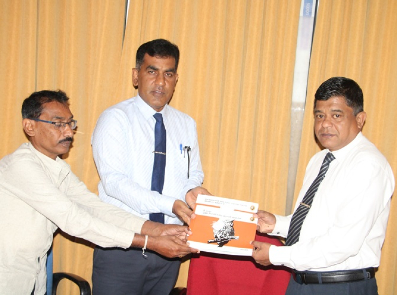 திருகோணமலை மாவட்ட செயலகத்தில் &quot;உள்ளக அலுவல்கள் பிரிவு&quot; உத்தியோக பூர்வமாக திறந்து வைப்பு