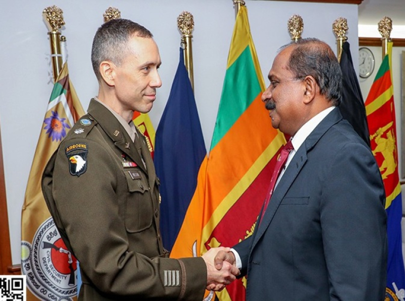 புதிய அமெரிக்க பாதுகாப்பு ஆலோசகர் பாதுகாப்பு பிரதி அமைச்சரை சந்தித்தார்