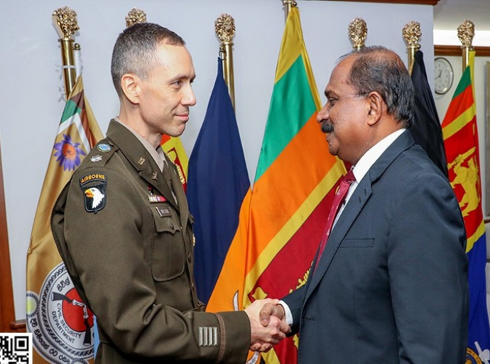 புதிய அமெரிக்க பாதுகாப்பு ஆலோசகர் பாதுகாப்பு பிரதி அமைச்சரை சந்தித்தார்