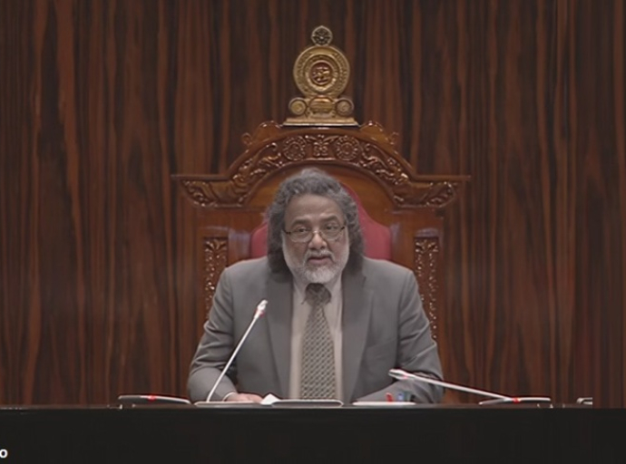 இலங்கை மின்சாரம் (திருத்தச்) சட்டமூலம்", “வேலையாளர்களின் வரவுசெலவுத்திட்ட நிவாரணப்படி (திருத்தம்)” எனும் இரண்டு சட்டமூலங்கள் மற்றும் “கம்பெனிகள் (திருத்தம்)” ஆகிய சட்டமூலங்கள் தொடர்பில் உயர்நீதிமன்றத்தின் தீர்ப்புக்கள் சபாநாயகருக்குக் கிடைக்கப்பெற்றுள்ளது