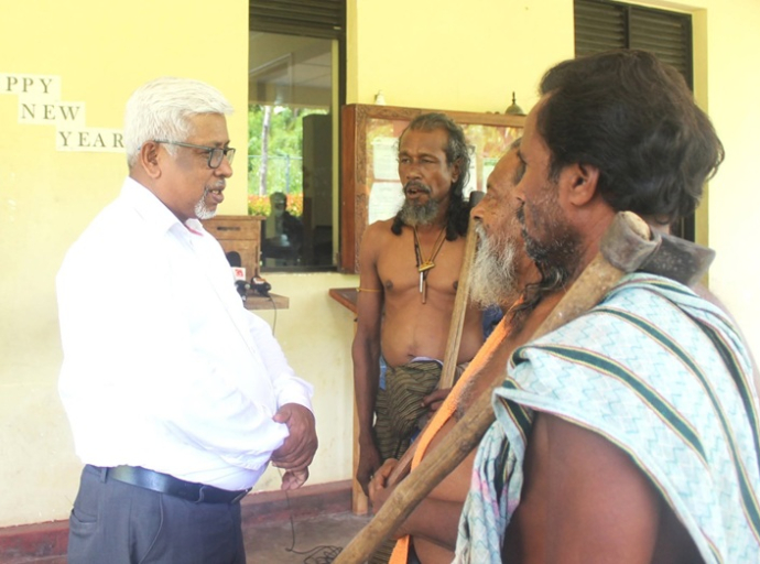 பழங்குடி மக்களை வாக்காளர் பட்டியலில் பதிவு செய்வதற்கான விசேட திட்டம் அம்பாறையில்