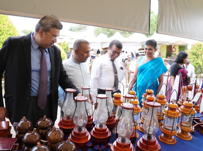 “சிரசர ஷில்ப 2025” சிறைச்சாலை கைதிகளின் கைத்தொழில் மற்றும் விற்பனை கண்காட்சி