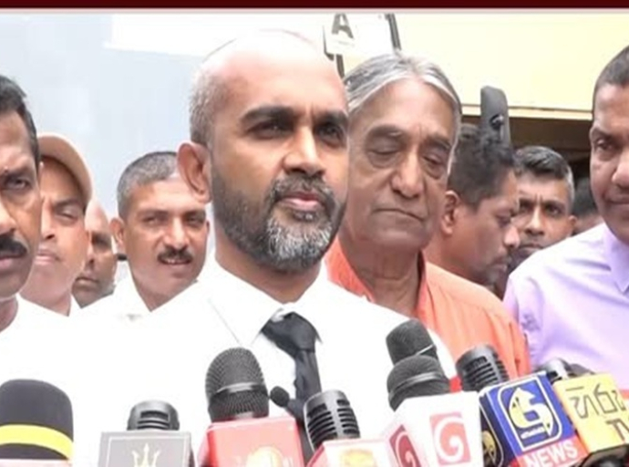 ஒரு அரசாங்கம் என்ற வகையில், நாம் முதன்மையாக நலனை வழங்க வேண்டியது, பொதுமக்களுக்கா? அல்லது அதிகாரிகளுக்கா?