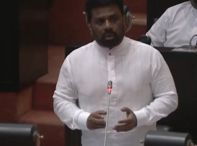 உத்தேச கல்வி சீர்திருத்தத்தின்  ஊடாக இந்நாட்டின் முழு சமூக மட்டத்தையும்  பொருளாதார மட்டத்தையும் ஒரேசமயத்தில் உயர்த்துவதற்கு நாம் அனைவரும் ஒன்றுபடுவோம் - ஜனாதிபதி 