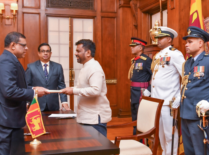 புதிய பிரதம நீதியரசராக பிரீத்தி பத்மன் சூரசேன பதவியேற்பு