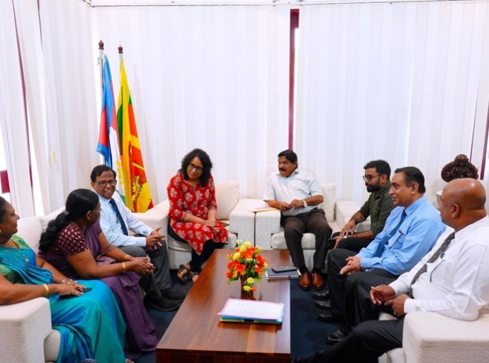 வடக்கு மாகாணத்தின் கல்வி மேம்பாடு தொடர்பான கலந்துரையாடல், பிரதமருக்கும்,  ஆளுநருக்கும் இடையில் நடைபெற்றது