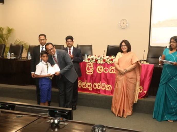 பிள்ளைகளின் பிரபோதம் மிக்க மனம் அவர்களை புத்திசாலிகளாக்கி, அதன் மூலம் மோசடி மற்றும் ஊழலற்ற சமூகத்திற்கான தனிநபர்களை உருவாக்குகிறது - கௌரவ சபாநாயகர் (வைத்தியர்) ஜகத் விக்கிரமரத்ன