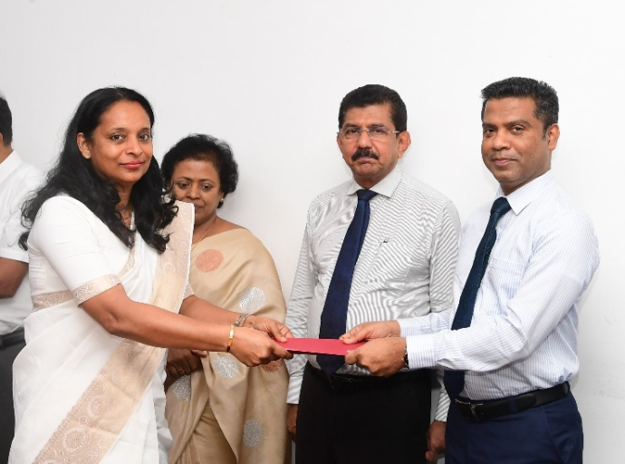 61 ஊடகவியலாளர்களுக்கு அசிதிசி (விசேட கொடுப்பனவு) புலமைப்பரிசில் வழங்கப்பட்டது.