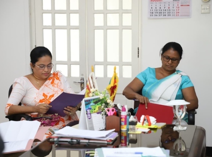 தம்புள்ளை மாநகர சபை பிரச்சினைகளை தீர்ப்பதற்கு கலந்துரையாடல்