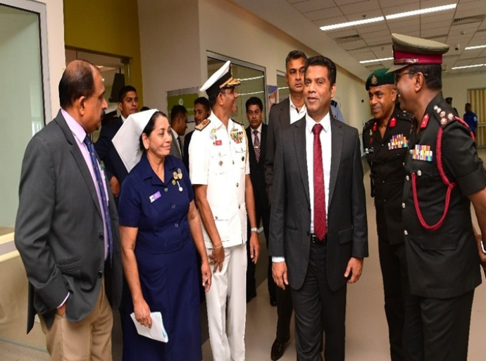 கொத்தலாவல பாதுகாப்பு பல்கலைக்கழக மருத்துவமனையை சுகாதார மற்றும் ஊடகத்துறை அமைச்சர் ஆய்வு செய்கிறார்