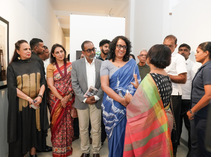 "பெண்ணியத்தின் எதிர்காலம்: கலை, செயல்பாடு மற்றும் தெற்காசியப் பெண்" கண்காட்சியைப் பார்வையிட்ட பிரதமர்.