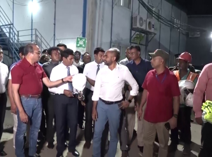 கண்டி பல்வகை போக்குவரத்து முனையத்தின் கட்டுமான முன்னேற்றத்தை நெடுஞ்சாலைகள் அமைச்சர் ஆய்வு செய்தார்