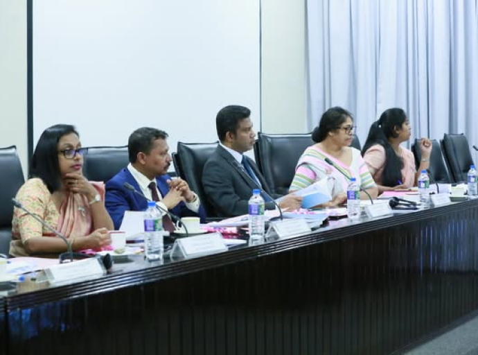 மருந்து விலைகளை ஒழுங்குபடுத்தும் ஒழுங்குவிதிகள் உள்ளடங்கிய புதிய வர்த்தமானி அறிவித்தலுக்கு சுகாதாரம் மற்றும் வெகுசன ஊடக அலுவல்கள் பற்றிய அமைச்சுசார் ஆலோசனைக் குழுவில் அனுமதி