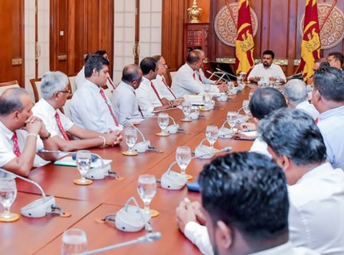 கட்டியெழுப்பப்பட்டுள்ள பொருளாதார ஸ்திரத்தன்மையை தொடர்ந்து பேணுவதற்கு ஆதரவளிக்கவும் - ஜனாதிபதி அரசாங்க மருத்துவ அதிகாரிகள் சங்கத்திடம் தெரிவிப்பு