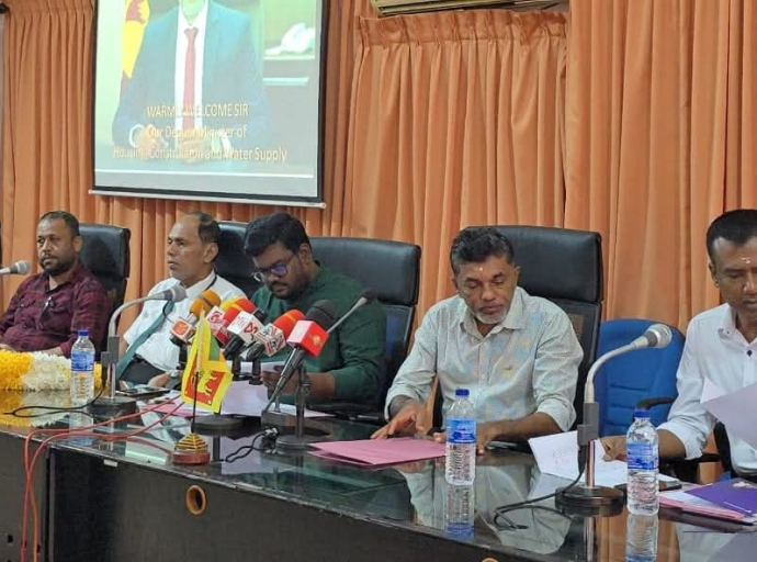 தமது இடம் - அழகான வாழ்க்கை “ - பிரதியமைச்சரினால் மட்டக்களப்பில் வீடமைப்புத் திட்டங்களுக்கான நிதி உதவி கையளிப்பு