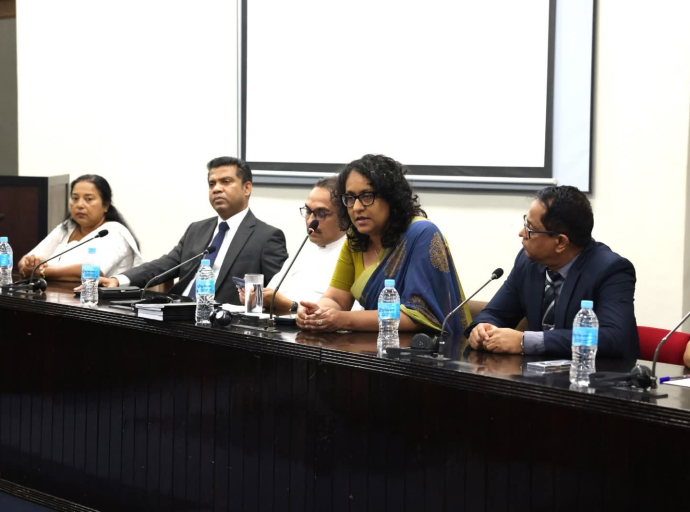 நாட்டில் நிலவும் அனர்த்த நிலைமையைக் கருத்தில் கொண்டு நாளையதினம் (02) பாராளுமன்றம் கூடாது – பாராளுமன்ற அலுவல்கள் பற்றிய குழுவில் தீர்மானம் 