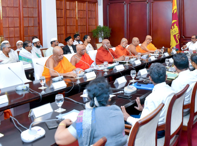 அனர்த்தத்தினால் சேதமடைந்த மத, கலாசார மற்றும் தொல்பொருள் தளங்களை விரைவாக புனரமைக்க நடவடிக்கை