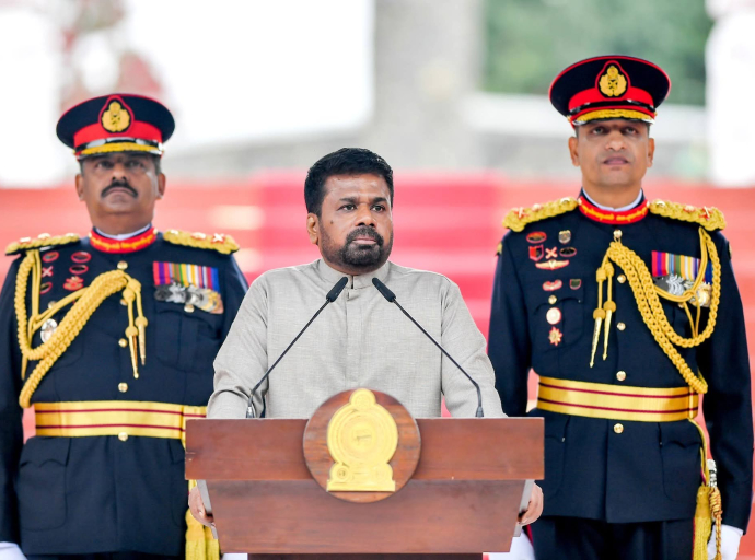 சவால்மிக்க சந்தர்ப்பங்களில் பின்வாங்காமல் தமது பொறுப்புகளை நிறைவேற்றும் போதே ஒரு நாடாக நாம் முன்னோக்கி செல்ல முடியும்