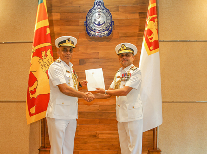 கடற்படையின் துணைத் தலைமை அதிகாரியாக ரியர் அட்மிரல் ரவீந்திர திசேரா நியமிக்கப்பட்டார்