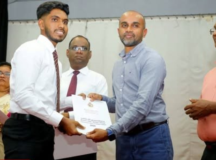 கையிரத நிலைய அதிபர் தரம் III க்கு 100 புதிய நியமனங்கள்