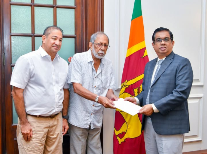 ‘Rebuilding Sri Lanka’ நிதியத்திற்கு இந்திய மகா போதி மன்றத்தினால் 10 மில்லியன் ரூபாய் நிதி நன்கொடை