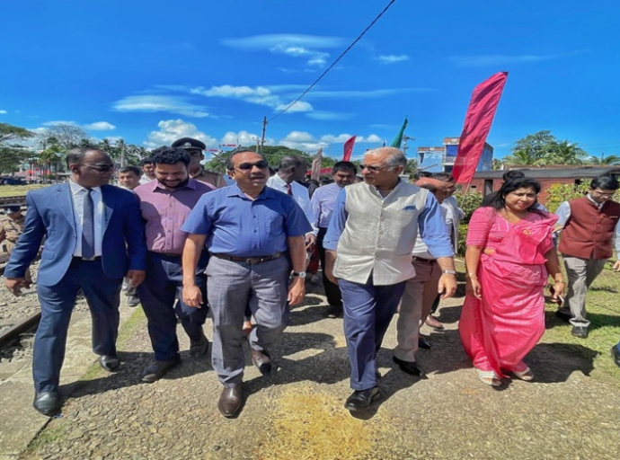 திட்வா அனர்த்தத்தினால் பாதிக்கப்பட்ட வடக்கு ரயில் பாதையின் மறுசீரமைப்புப் பணிகள் இந்திய அரசின் நிதி உதவியடன் ஆரம்பம்