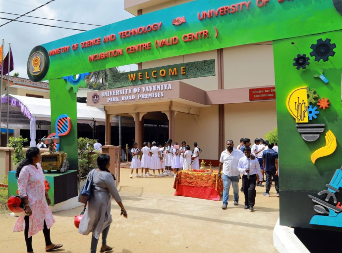 உள்ளூர் உற்பத்திகளின் தரப் பரிசோதனை நிலையம், வவுனியா பல்கலைக்கழக வளாகத்தில் திறந்து வைக்கப்பட்டது.