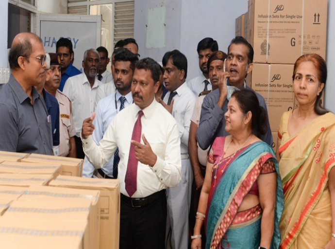வைத்தியசாலைகளில் மருந்துகளின் தங்கு தடையற்ற விநியோகத்தைப் உறுதிசெய்ய குறைந்தபட்சம் மாதத்திற்கு ஒரு முறையாவது மருந்துகளின் இருப்பு சம்பந்தமான ஆய்வுக் கூட்டங்களை நடத்துவது மிகவும் முக்கியம்