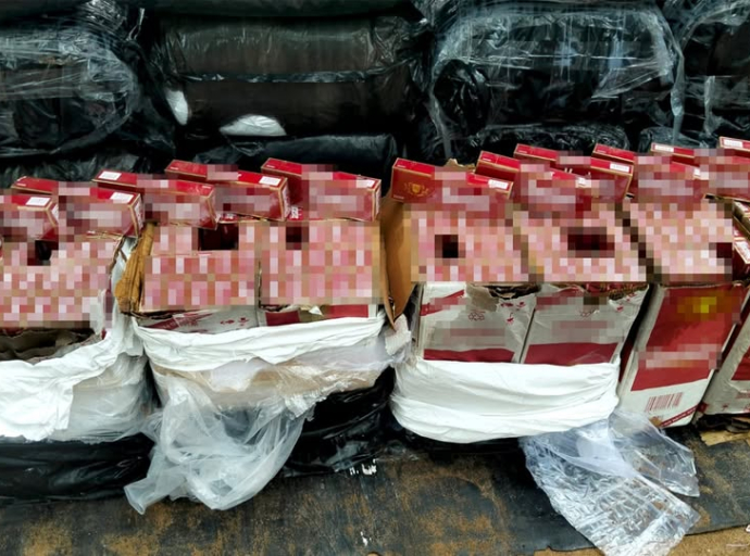 சட்டவிரோதமாக நாட்டிற்கு கொண்டு வரப்பட்ட பீடி இலைகள், வெளிநாட்டு சிகரெட்டுகள் மற்றும் பூச்சிக்கொல்லிகளுடன் இரண்டு சந்தேக நபர்கள் கைது செய்யப்பட்டனர்