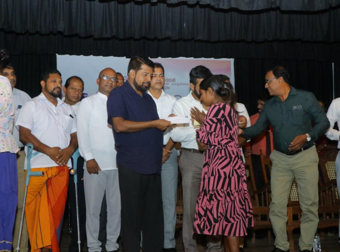 குறைந்த வருமானம் பெறுபவர்களுக்கு வீட்டு உதவி விநியோகம் புத்தளம் மாவட்டத்தில் தொடங்குகிறது