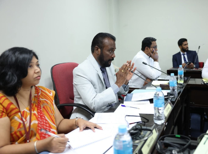 நுரைச்சோலை லக்விஜய அனல் மின்நிலையத்தில் வெளியேறும் சாம்பலை சூழலுக்குப் பாதிப்பு ஏற்படாத வகையில் அகற்றுவதற்கான திட்டத்தை உடனயாகத் தயாரிக்கவும் - அதிகாரிகளுக்கு அறிவுறுத்தல்