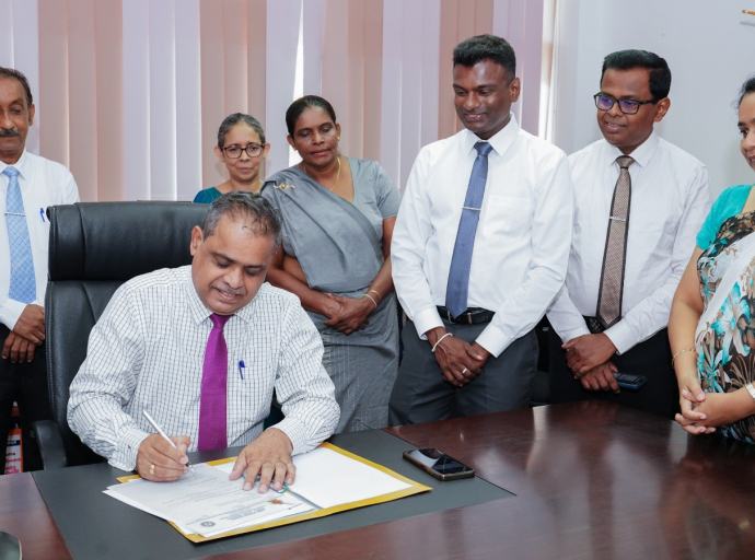 தேசிய கல்வி நிறுவனத்தின் புதிய பணிப்பாளர் நாயகமாக சிரேஷ்ட பேராசிரியர் ஓ.ஜி. தயாரத்ன பண்டா கடமைகளைப் பொறுப்பேற்றார்