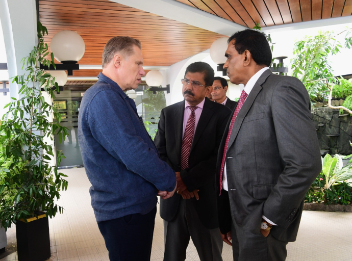 ரஷ்ய நாட்டின் சுகாதார அமைச்சர் உள்ளிட்ட குழுவினர் இலங்கைக்கு விஜயம்