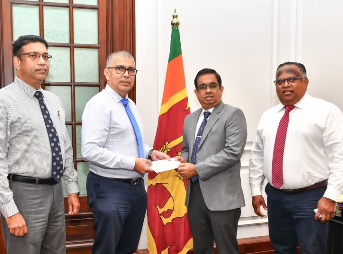 Rebuilding Sri Lanka நிதியத்திற்கு Sri Lanka Logistics &amp; Freight Forwarders Association இடமிருந்து நிதி நன்கொடை