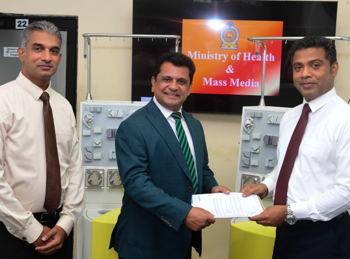லெப்டோஸ்பைரோசிஸ் மற்றும் இரத்தப் புற்றுநோய் சிகிச்சை க்குப் பயன்படுத்தப்படும், ஐம்பது மில்லியனுக்கும் அதிகமான மதிப்புள்ள இரண்டு இயந்திரங்கள் சுகாதார அமைச்சிற்கு நன்கொடை