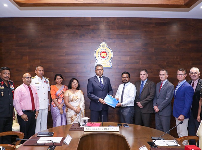 அமெரிக்க பாதுகாப்பு ஒத்துழைப்பு பல்கலைக்கழக தூதுக் குழுவுடன் பாதுகாப்புச் செயலாளர் கலந்துரையாடல்