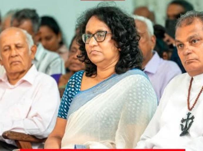 சமத்துவமின்மையையும் செயற்கை நுண்ணறிவு சவால்களையும் வெற்றிகொள்வதற்கு பாடத்திட்டத் திருத்தங்களுக்கு அப்பால் சென்ற ஆழமான கட்டமைப்புரீதியிலான கல்விச் சீர்திருத்தங்கள் அவசியம்