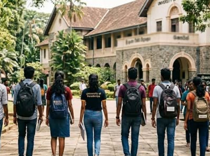 நாடு முழுவதும் உள்ள அரச பல்கலைக்கழகங்களில் 16,000 மாணவர்களுக்காக 55 புதிய விடுதி திட்டம்