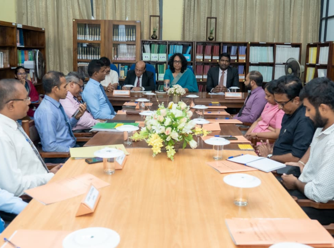 தொழில் புரிவோருக்கு எப்போது வேண்டுமானாலும் உயர்கல்வியைப் பெறுவதற்கு அரச கட்டமைப்பில் உள்ள ஒரே பல்கலைக்கழகம் திறந்த பல்கலைக்கழகமே.    பிரதமர் கலாநிதி ஹரிணி அமரசூரிய 