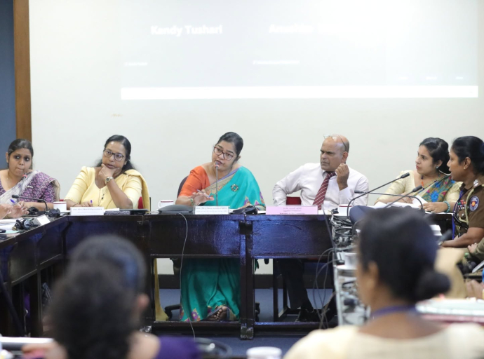 அனுராதபுரம் சிறுமி துஷ்பிரயோக சம்பவம் தொடர்பான விசாரணைகளில் ஏற்பட்ட முன்னேற்றம் குறித்து ஆராய பெண் பாராளுமன்ற உறுப்பினர்களின் ஒன்றியம் கூடியது