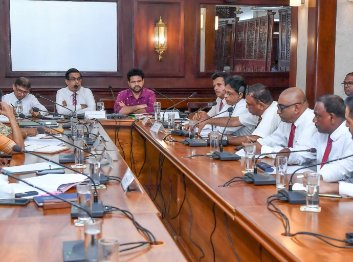 பெரும்போகத்திற்கு உரிய காலத்தில் தட்டுப்பாடின்றி, உரங்களை வழங்குவது குறித்து உர நிறுவனங்களுடன் கலந்துரையாடல்