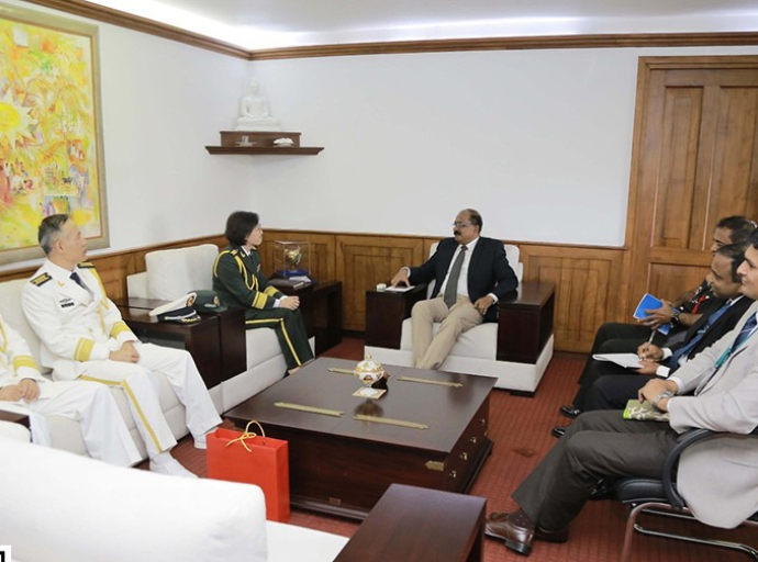 சீன தூதரகத்தின் பாதுகாப்பு ஆலோசகர் பாதுகாப்பு பிரதியமைச்சரை சந்தித்தார்