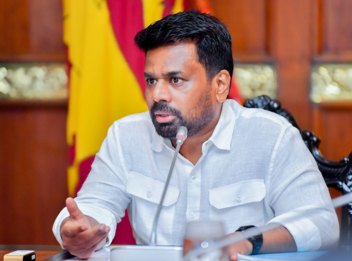 ஆடைத் துறையின் பிரச்சினைகளுக்கு உடனடித் தீர்வுகளை பெற்றுக் கொடுப்பது குறித்து ஜனாதிபதி தலைமையில் ஆராய்வு